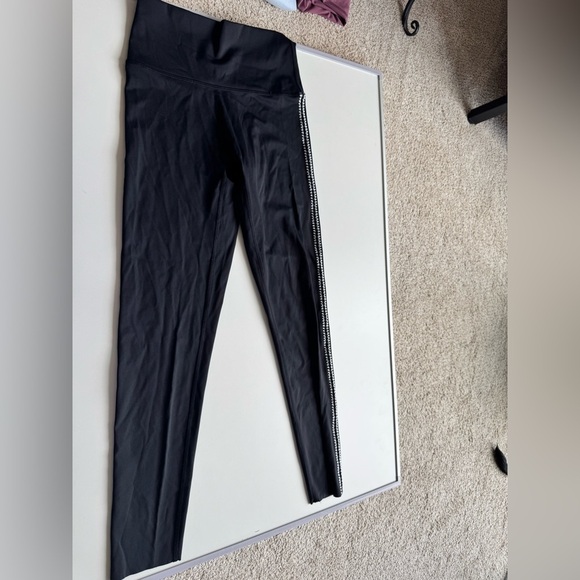 Aerie Black High-Rise Leggings - Picture 4 of 6